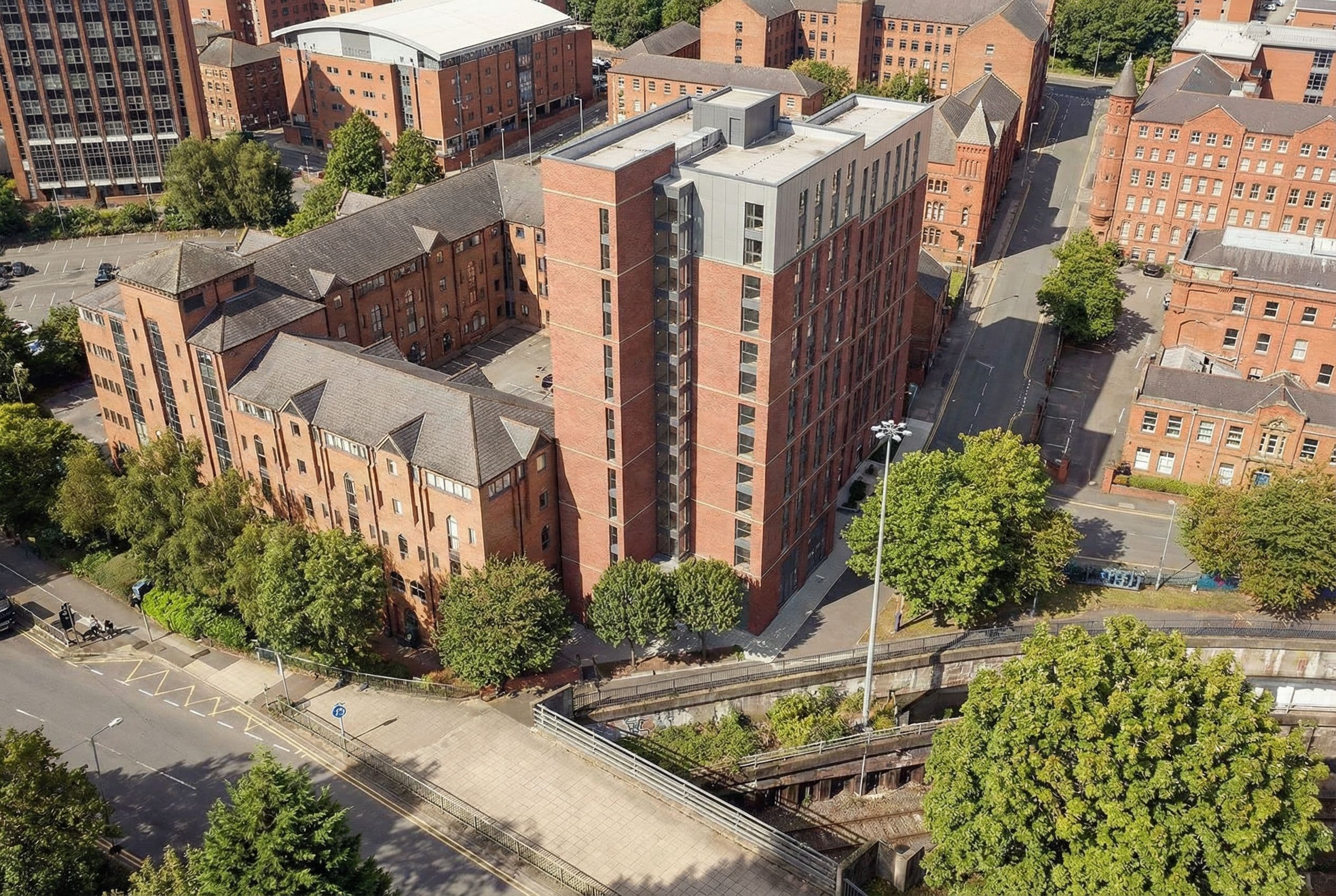 J Pullan & Sons Unveils New PBSA Tower in Leeds
