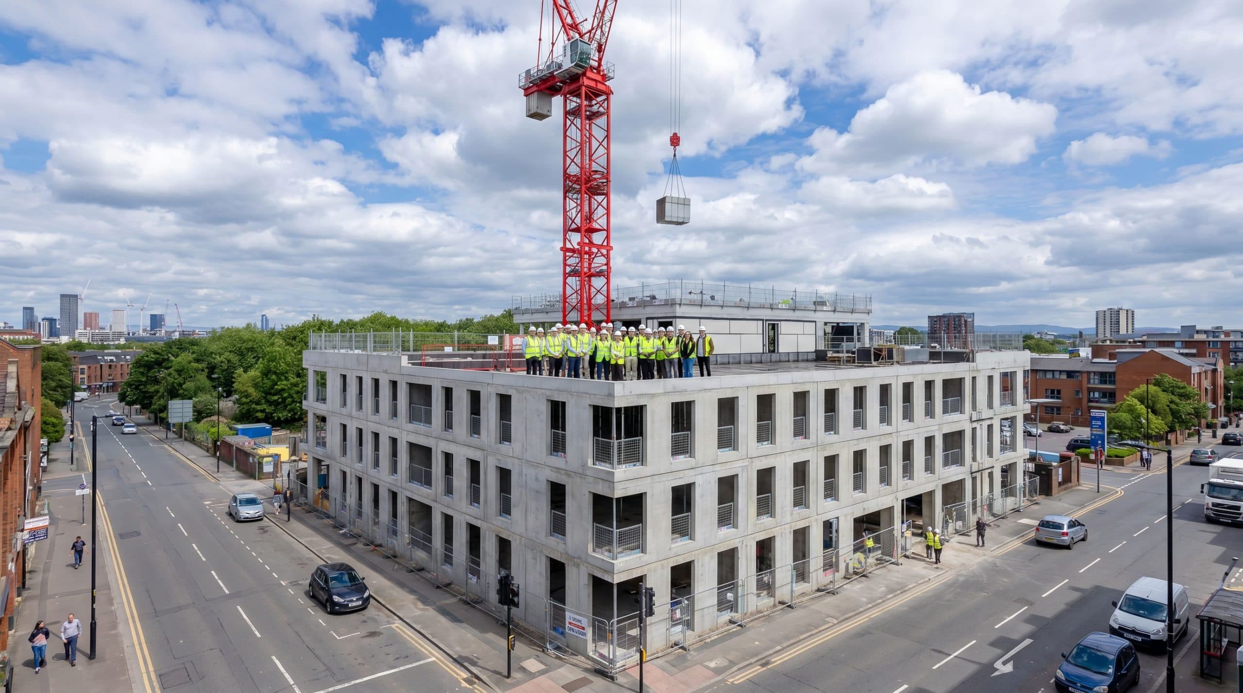 Alumno Celebrates Topping Out at Moss Lane East PBSA